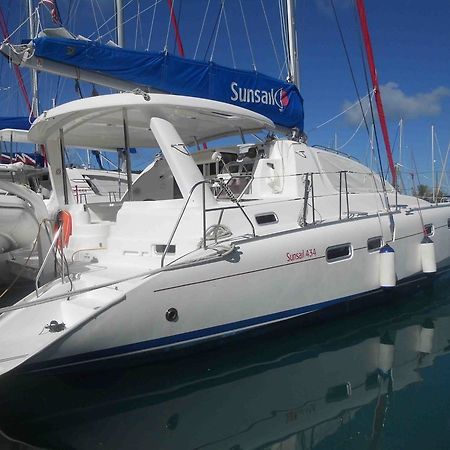 Tahiti Sail And Dive Hotel Vaitape Kültér fotó