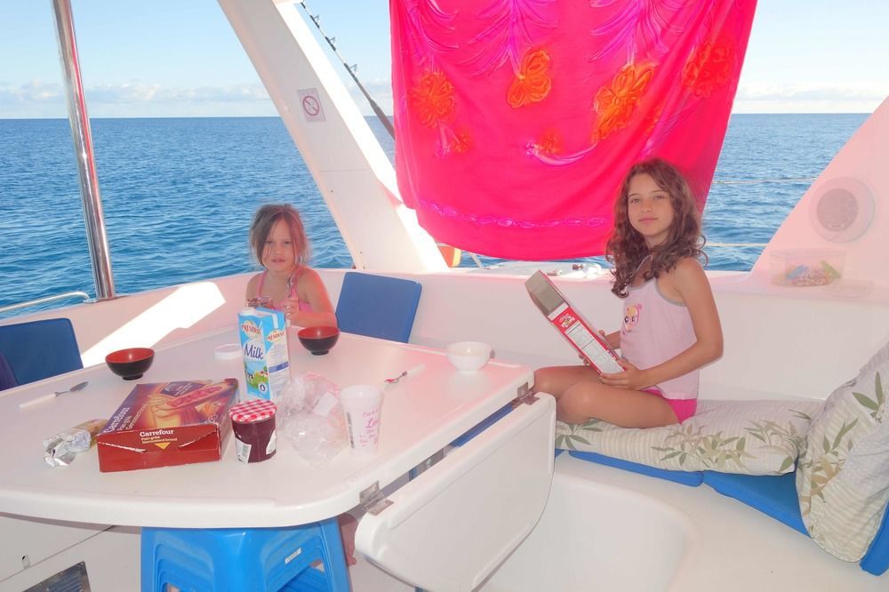 Tahiti Sail And Dive Hotel Vaitape Kültér fotó