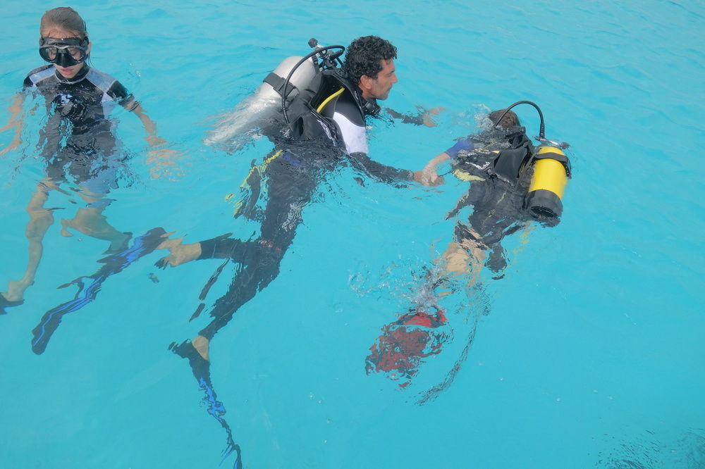 Tahiti Sail And Dive Hotel Vaitape Kültér fotó
